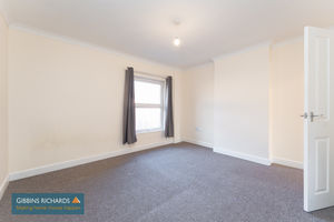 Bedroom- click for photo gallery